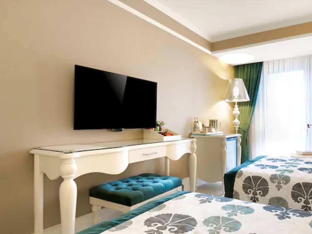 Metropolitan Hotels Taksim 62/68