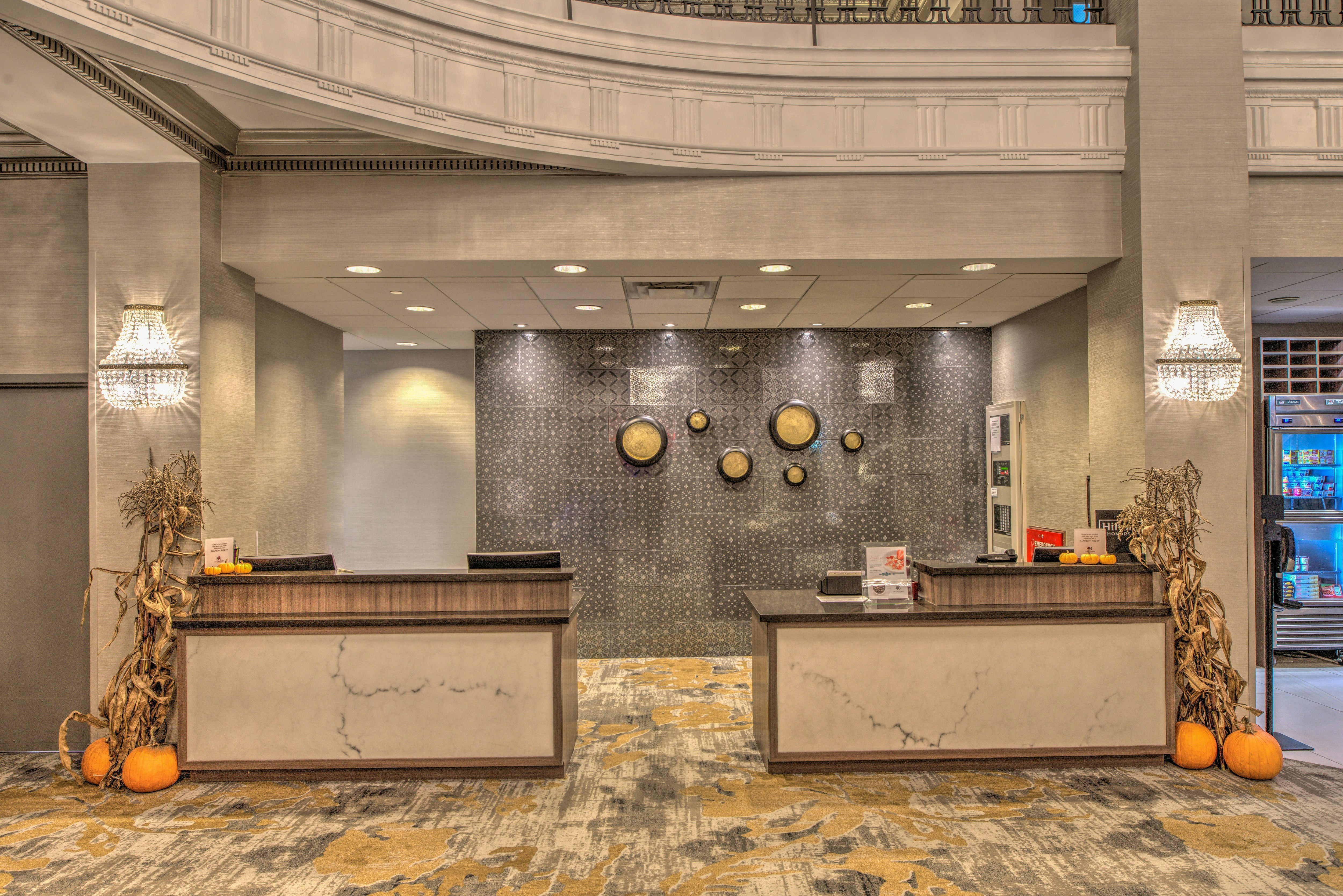 Doubletree By Hilton Utica 8/79