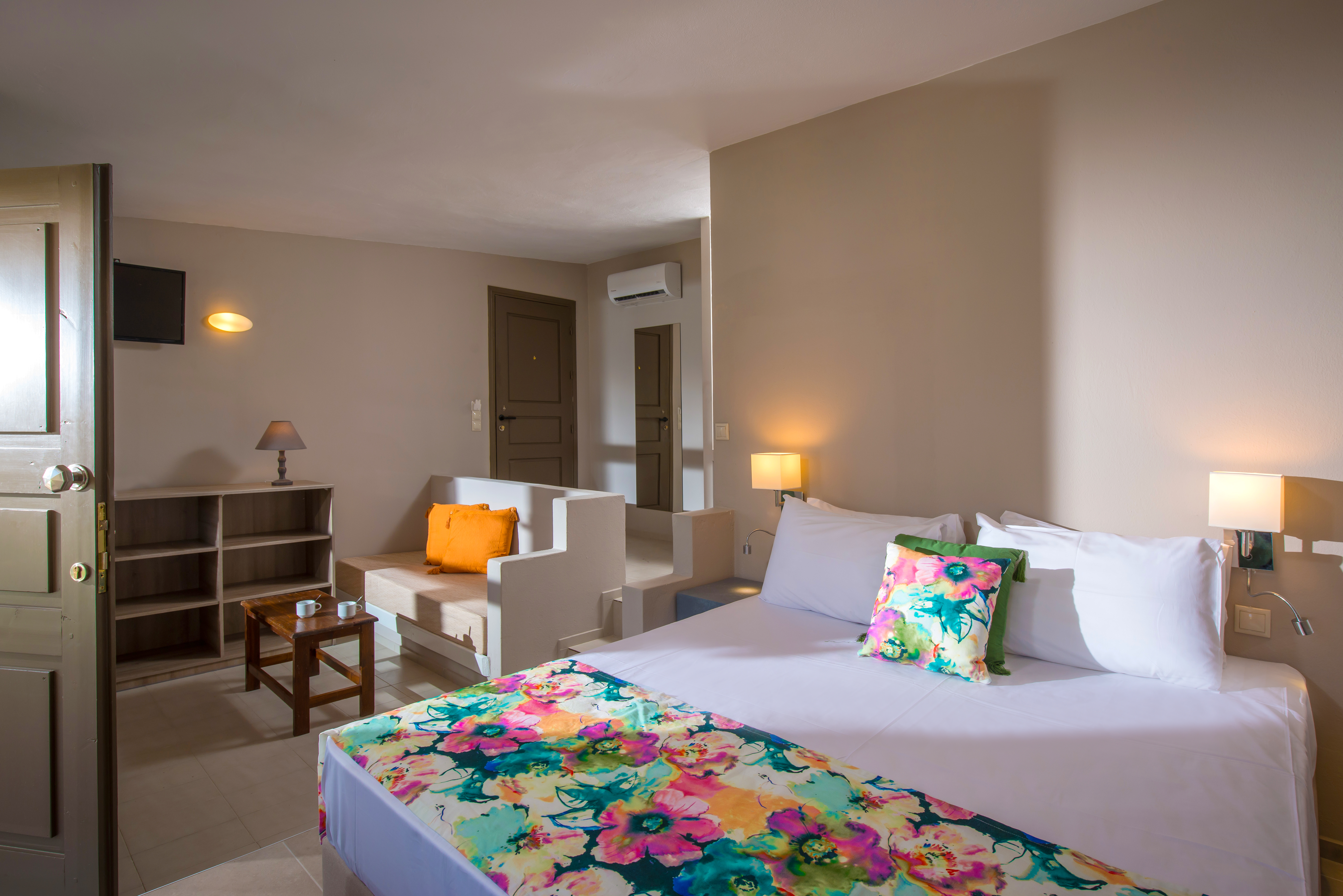 Lygaria Beach Hotel 7/48