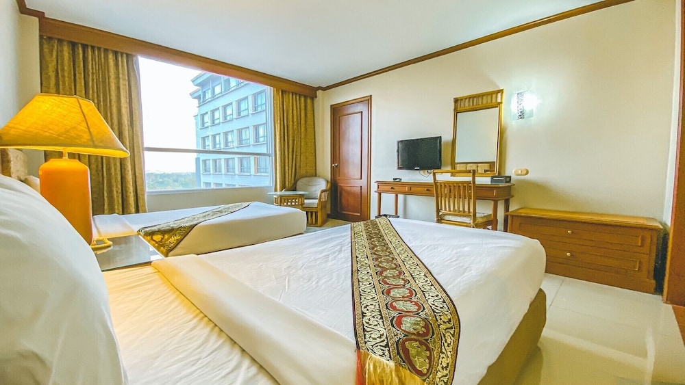 K Park Grand Hotel 44/76
