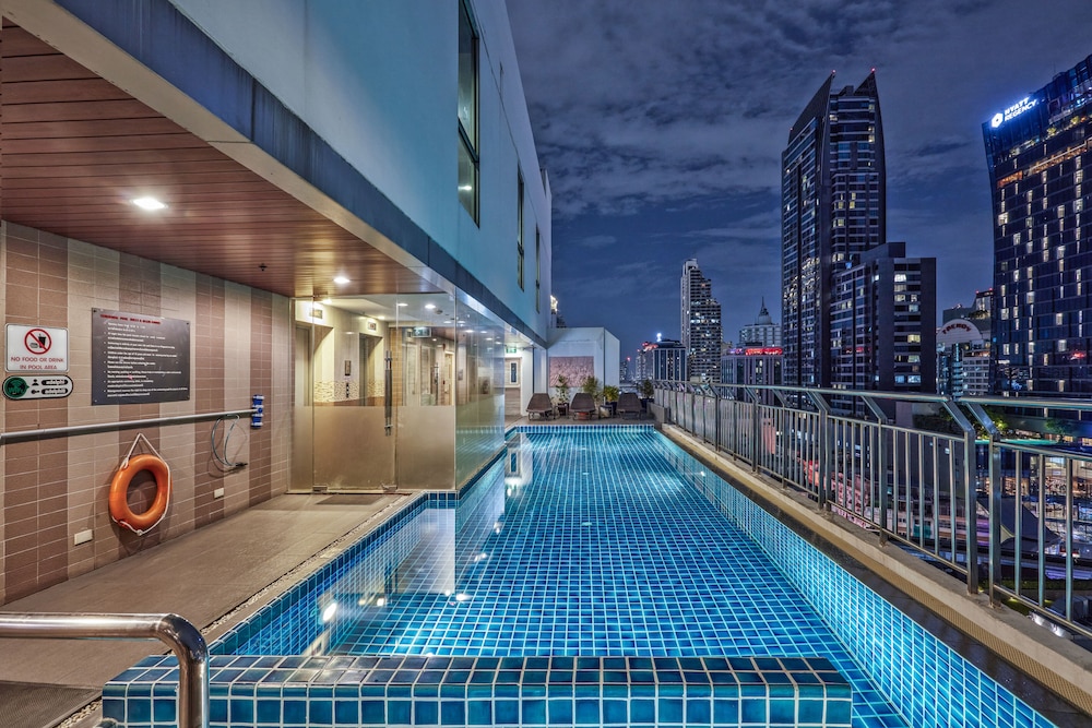 Adelphi Suites Bangkok 33/69