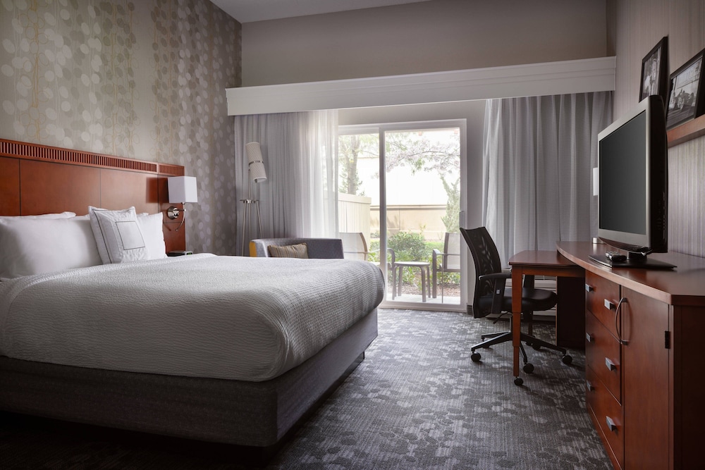 Courtyard By Marriott Novato Marin Sonoma 12/58