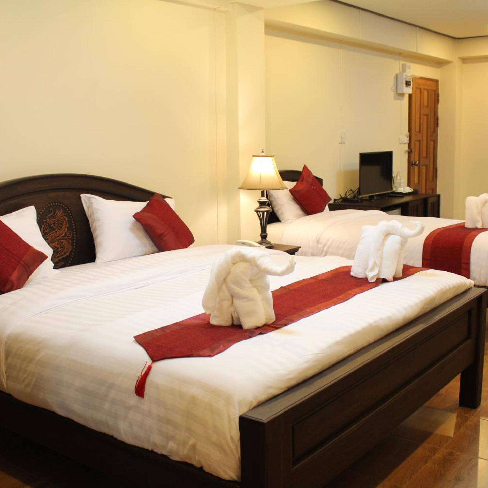 Nan Baankhun Hotel 20/58