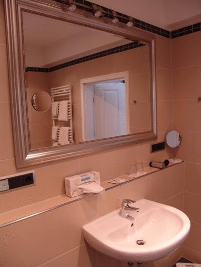 غرفة مفردة، Hotel Sprenz 3/4
