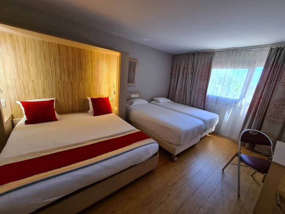 C Suites 15/56