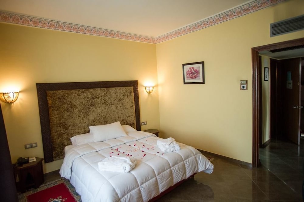 Rif Meknes 6/33