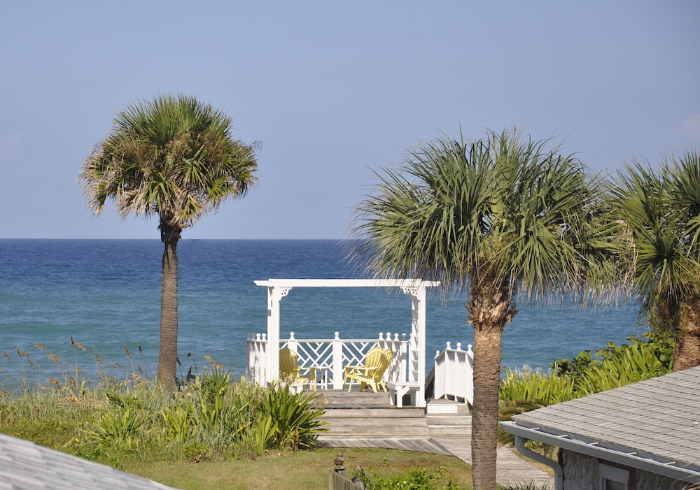 Windemere Inn By The Sea 37/50