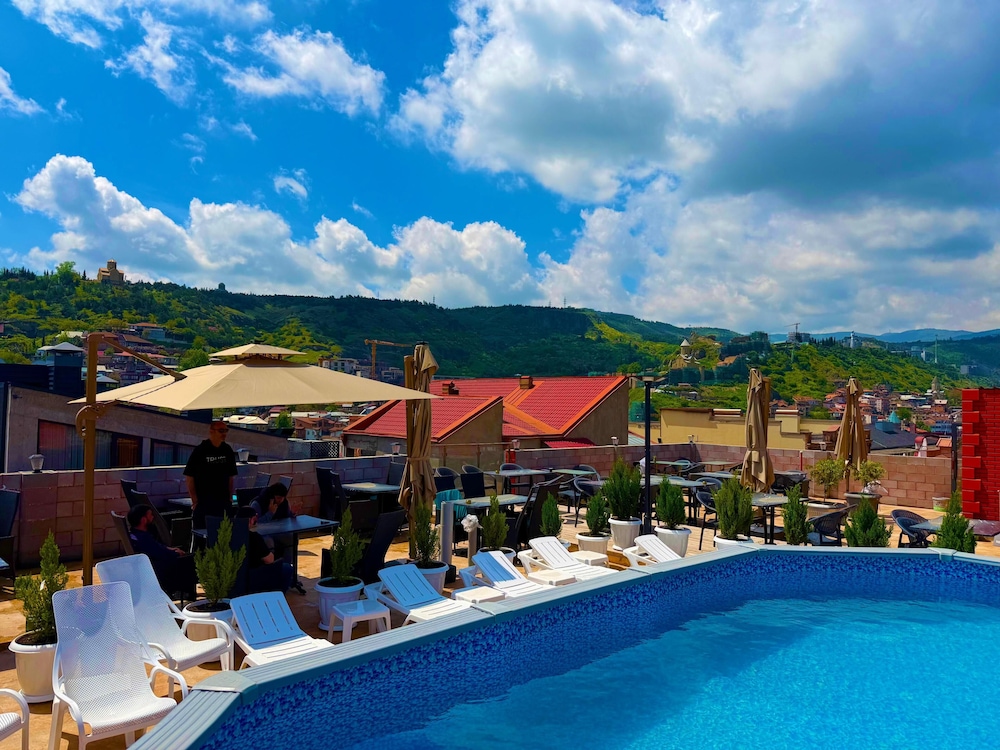 Mit Hotel Tbilisi 55/59