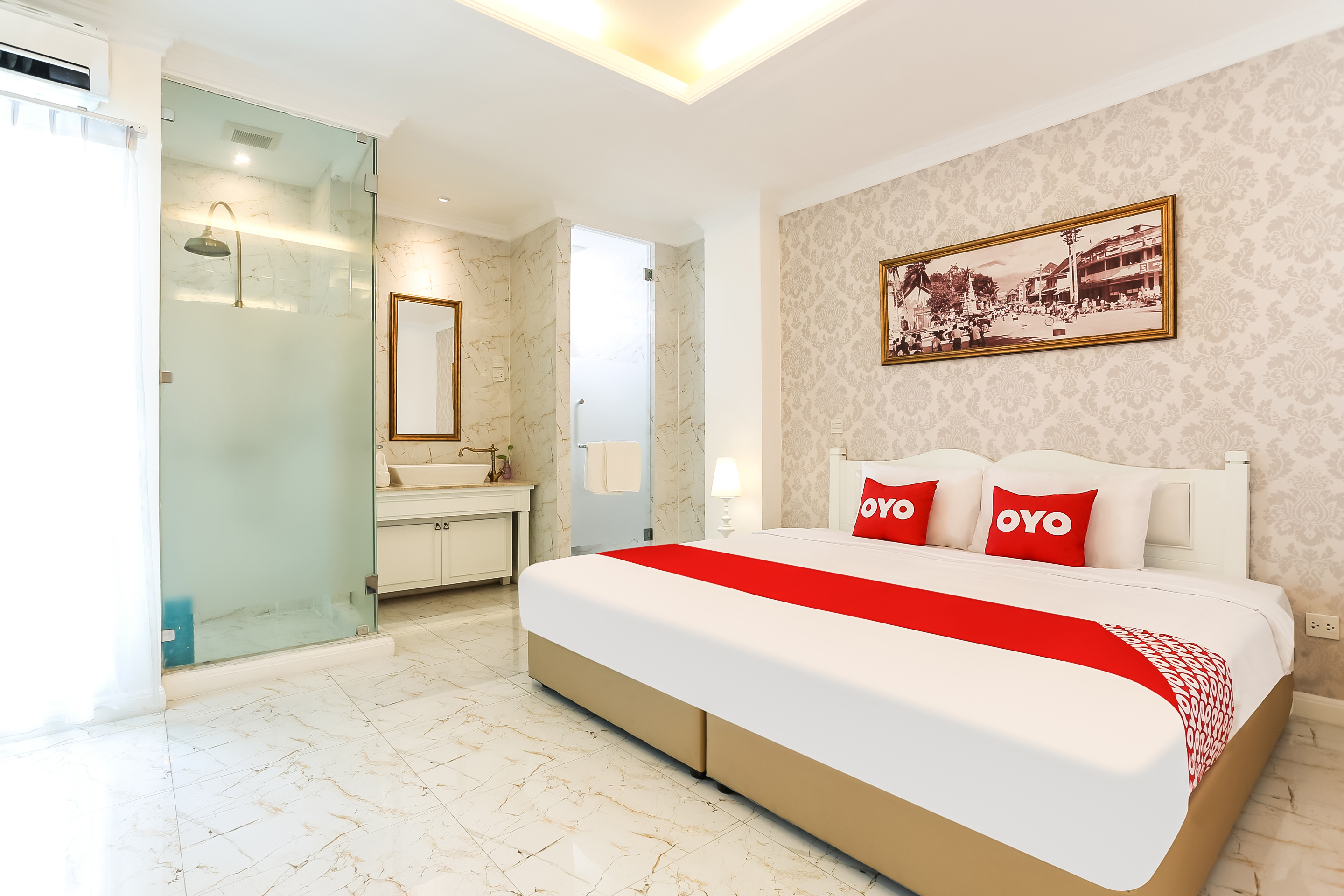 B2 Riverside Colonial Hotel 27/43