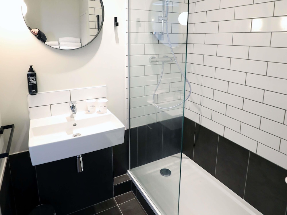 Ibis Bourgoin Jallieu Medipole 47/48