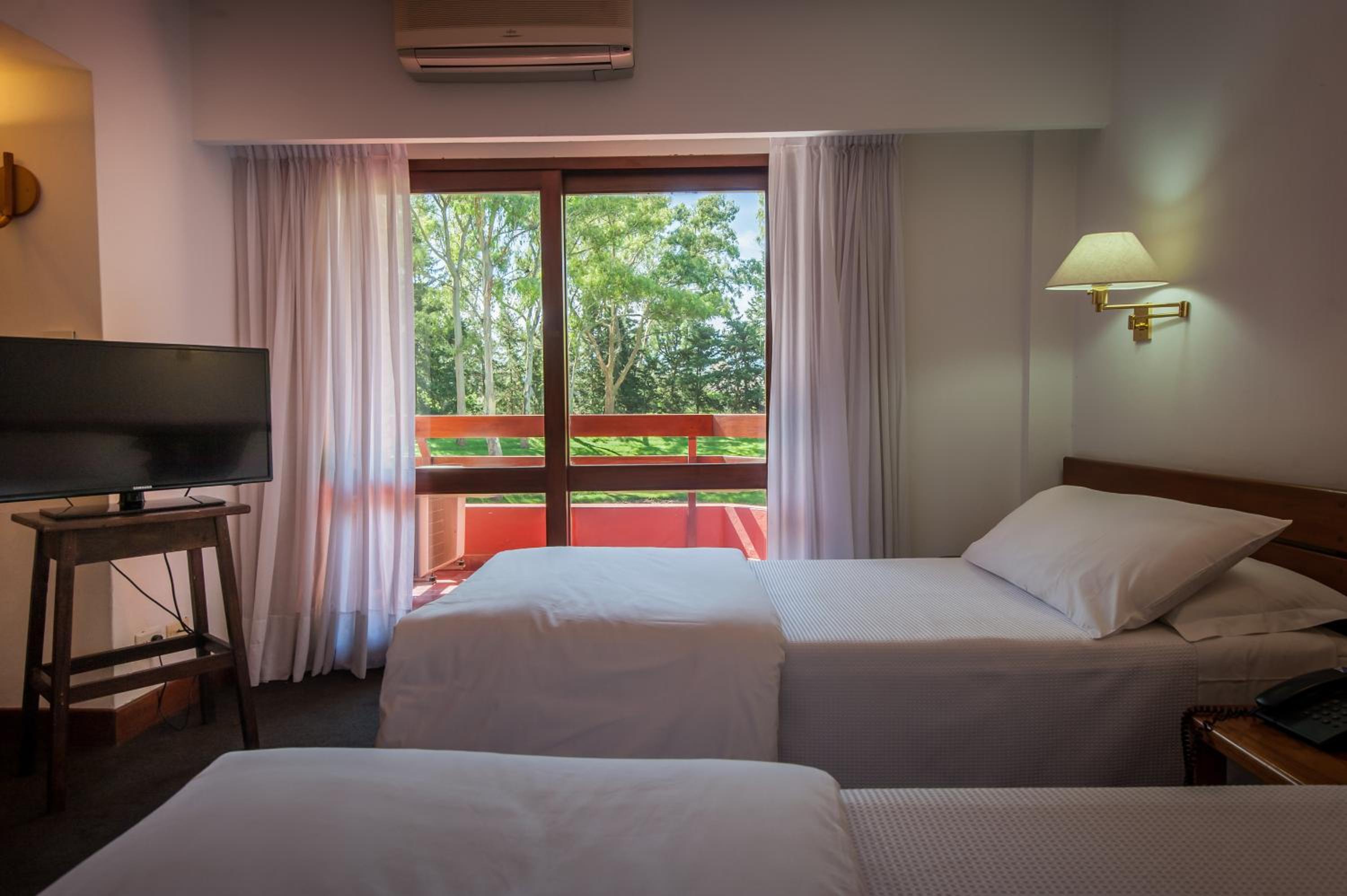 Hotel Del Bosque 6/35