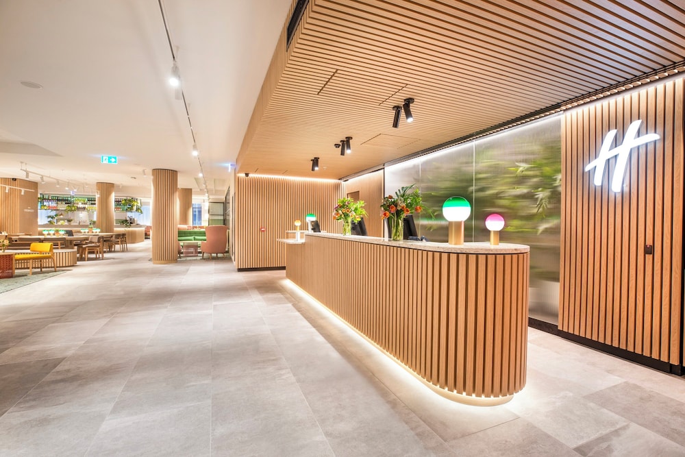 Holiday Inn Melbourne Bourke Street Mall by IHG 6/48