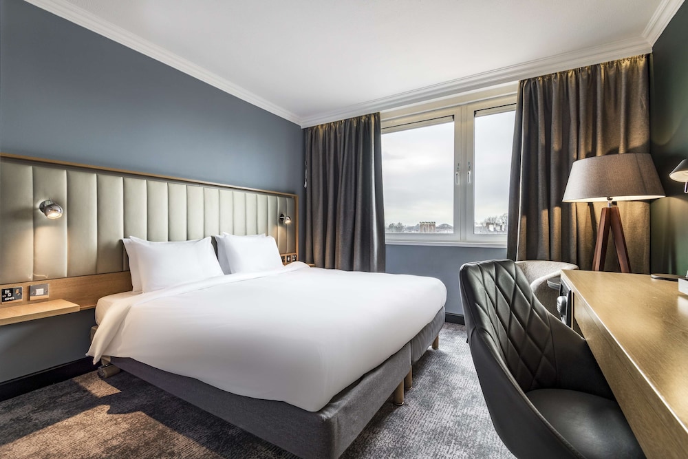 Radisson Hotel York 20/76