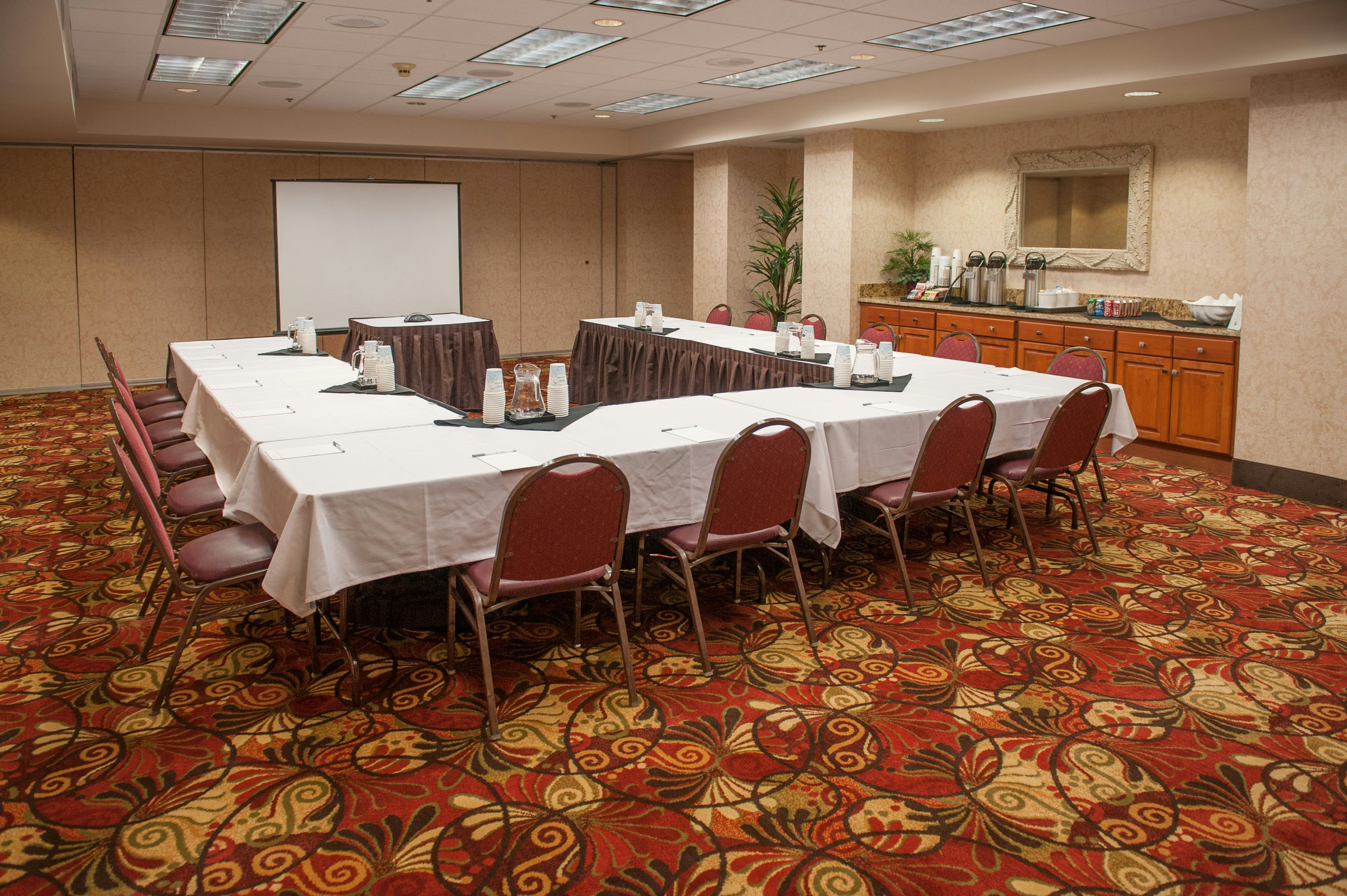 Hampton Inn Pensacola Airport Cordova Mall Area 56/68