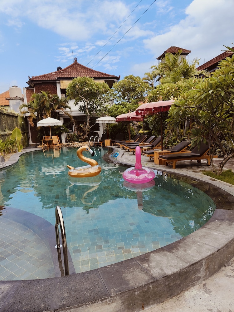 Berlian Inn 24/50