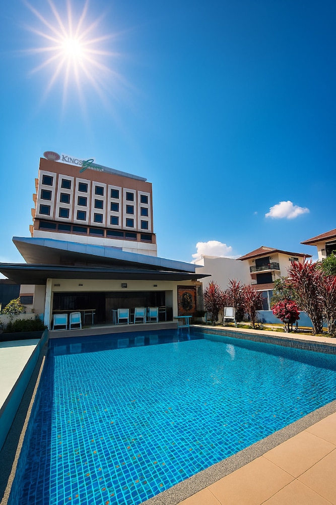 Kings Green Hotel 6/65