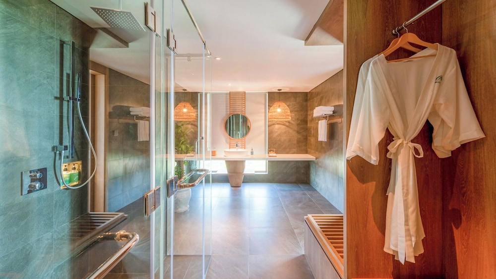 Vip, Executive, Suite, King Bed, Lounge Access, Bellerive Hoi An Resort & Spa 3/3