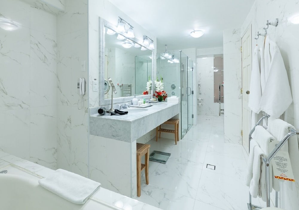 Suite, King Bed, Terra Andina Colonial Mansion 4/9
