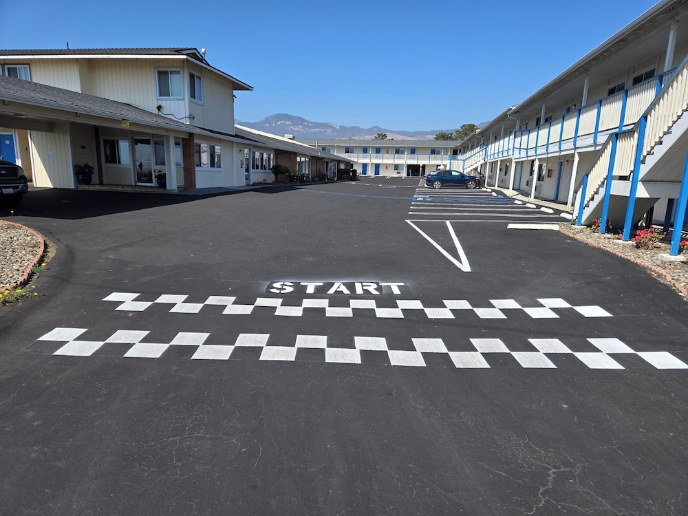 Coast Riders Inn 38/50