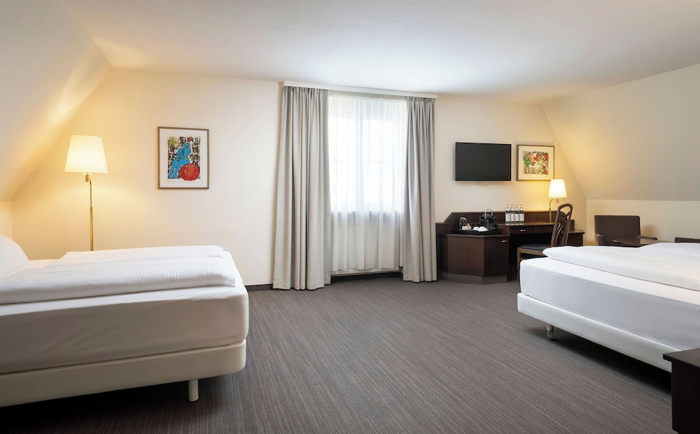 elaya hotel noerdlingen, Trademark by Wyndham 15/63