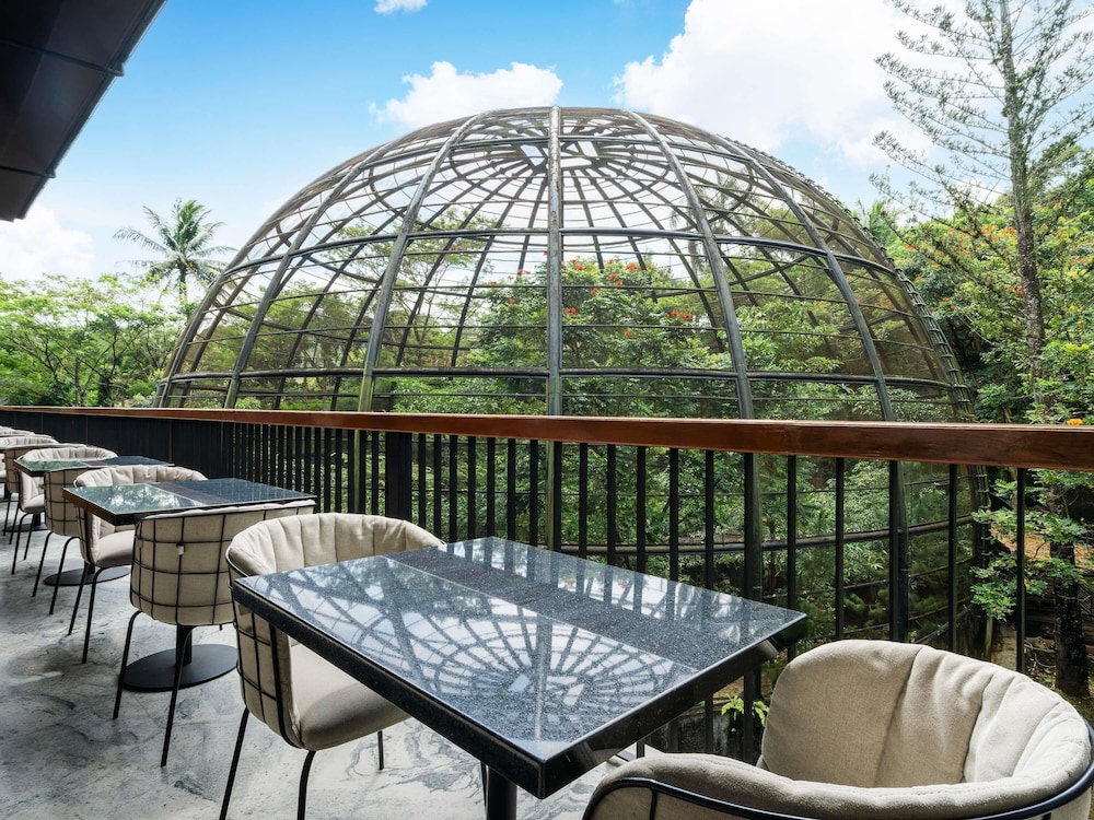 Mercure Cibadak Sukabumi Resort 34/48