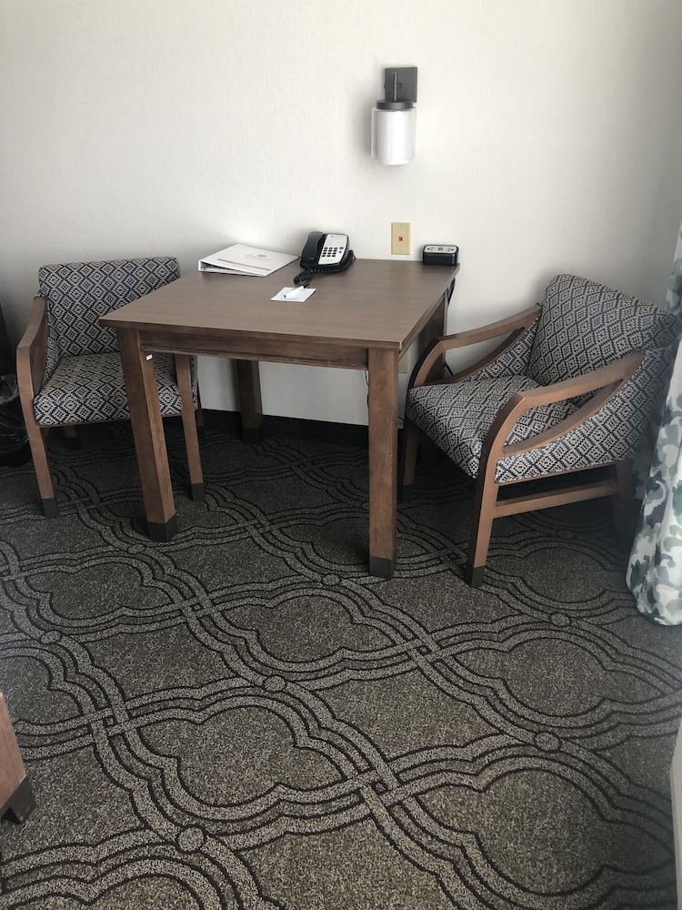 Best Western Premier Pasco Inn & Suites 43/64