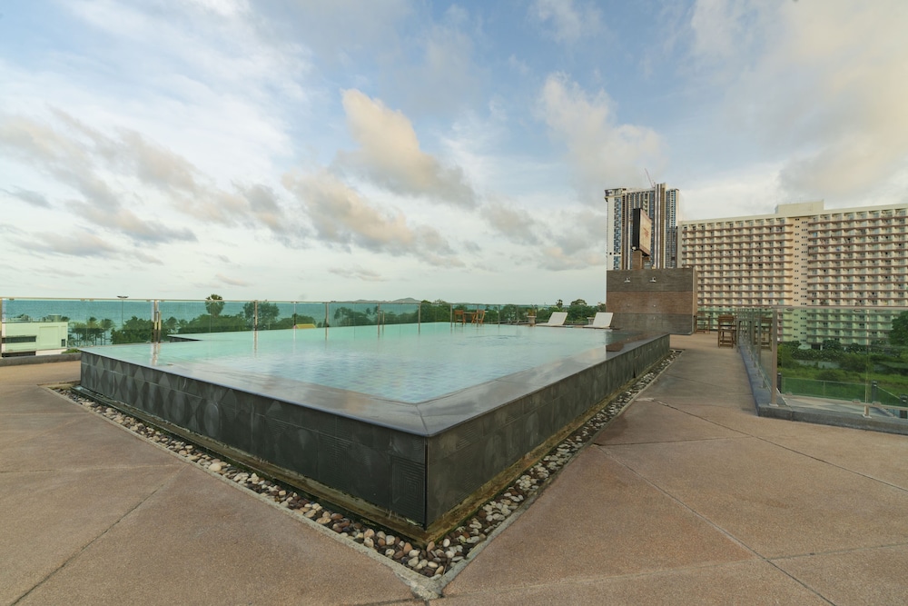 Tribe Hotel Pattaya 44/50