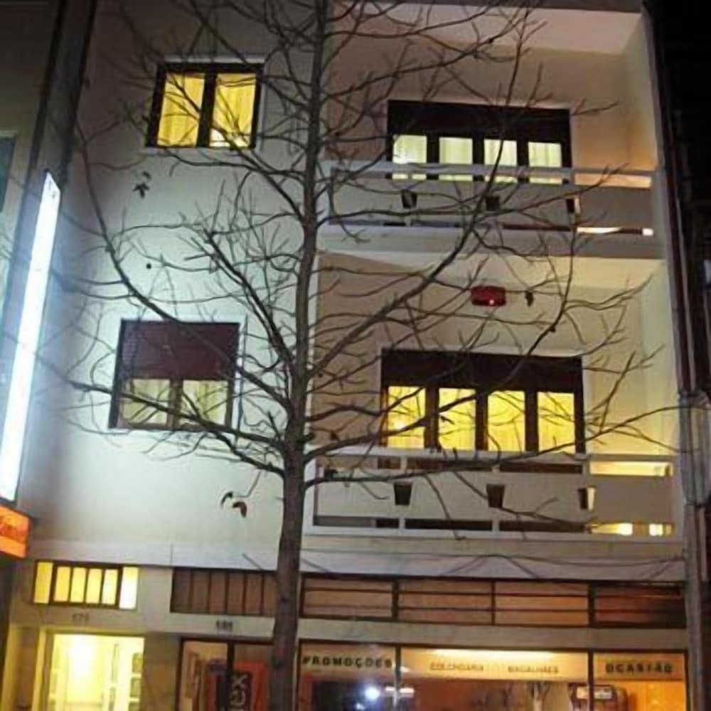 RESIDENCIAL FARIA GUIMARAES 1/68