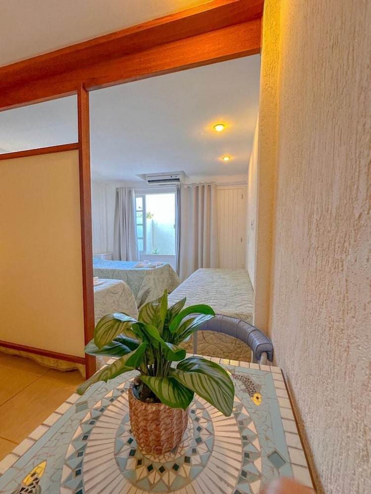 Hotel Residencial Portoveleiro 45/64