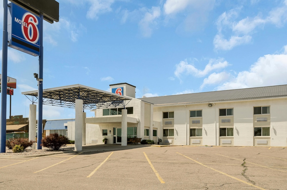 Motel6 Big Springs, NE 6/42