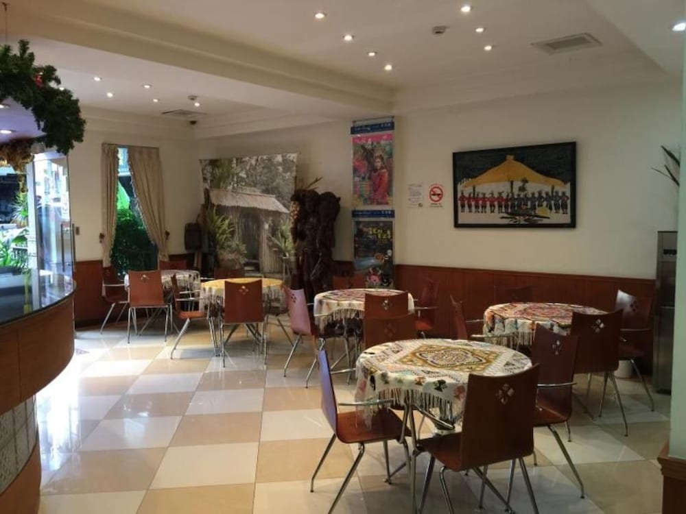 Taihu Hotel Sun Moon Lake 60/65
