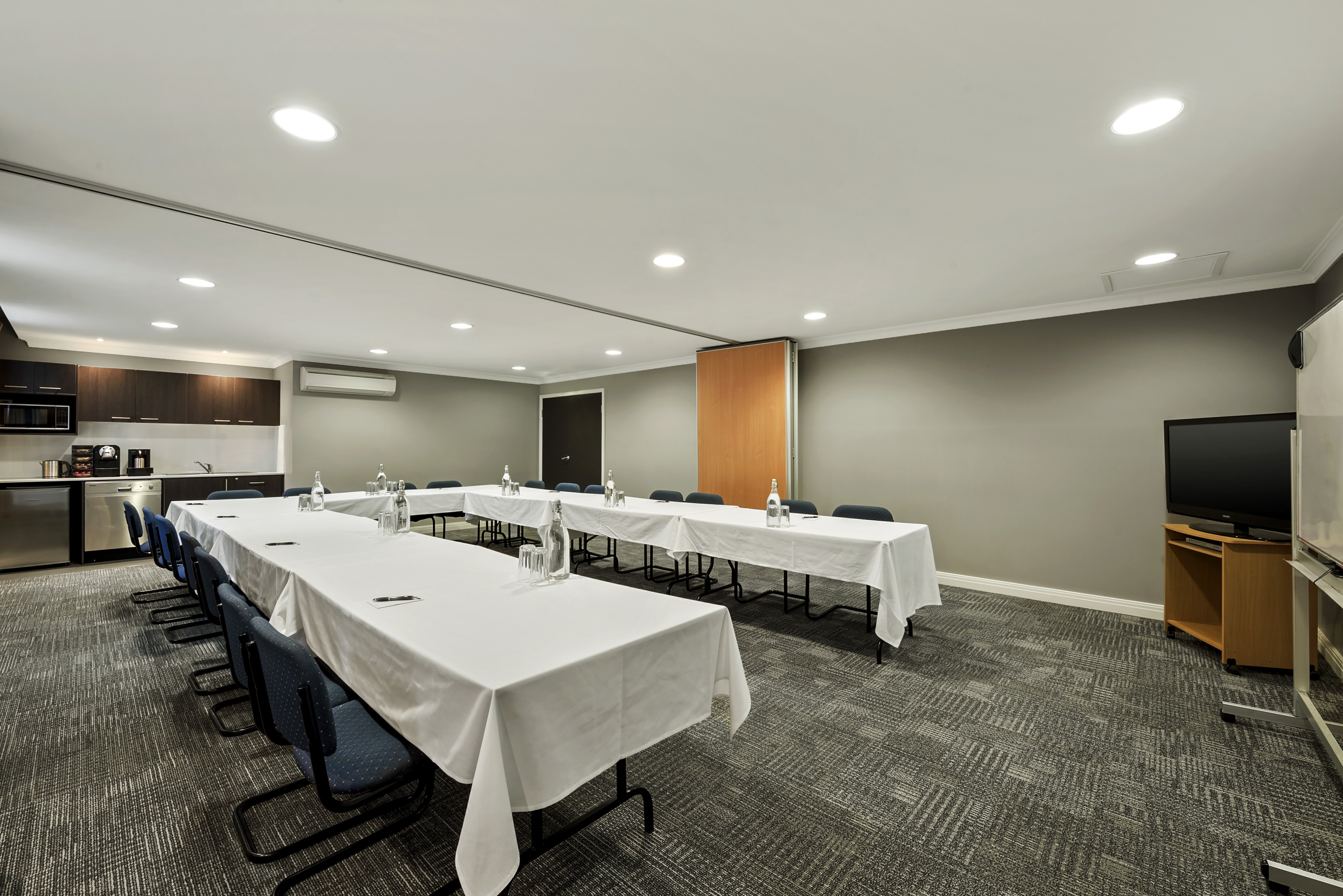 Quest Dandenong 22/27