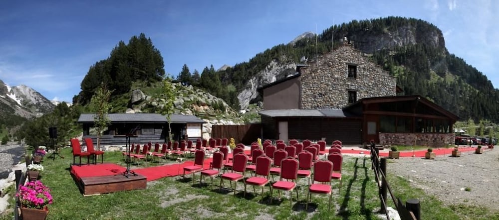 Hotel Hospital de Benasque 45/47