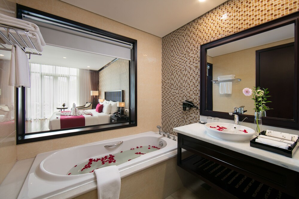 Swiss-Belresort Tuyen Lam Dalat 64/76