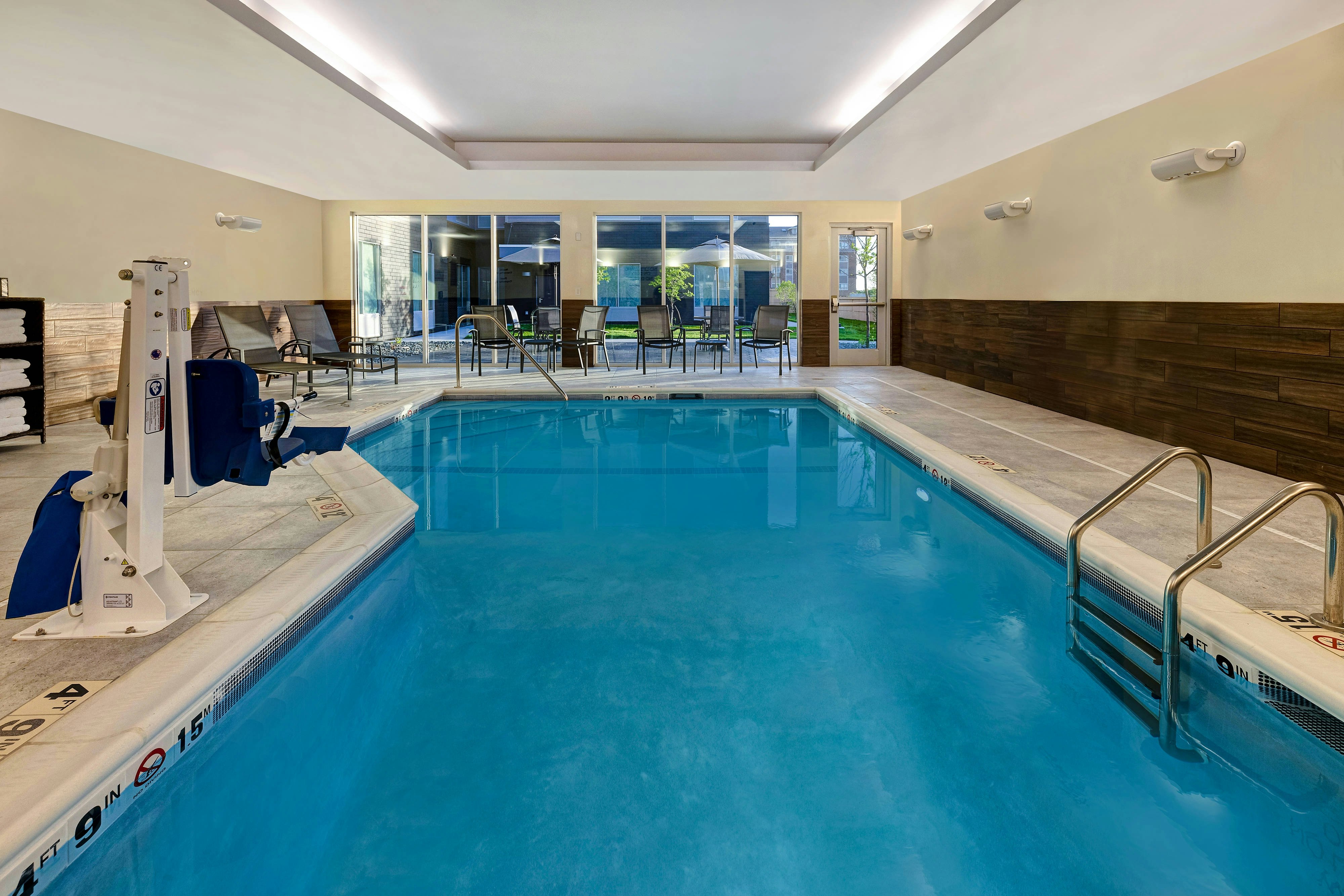 Fairfield Inn & Suites by Marriott St. Paul Eagan 11/19
