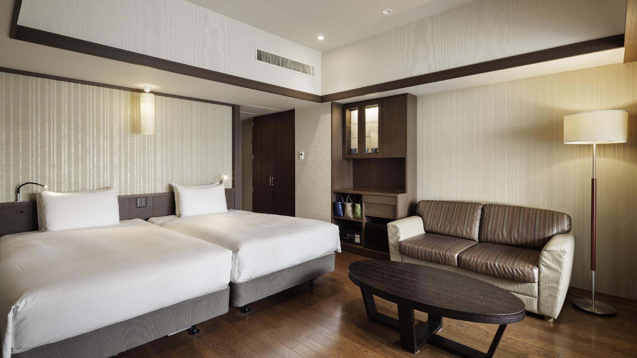 Semi Room, Premier, Semi Double Bed, Mountain View, Hot Spring Building