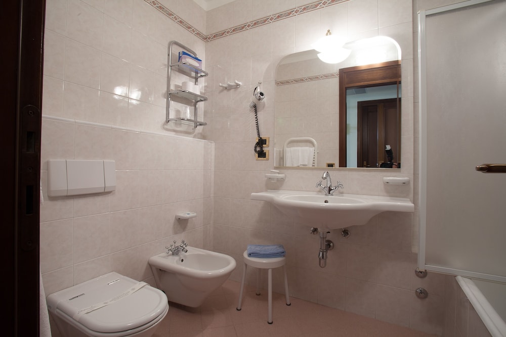 Abano Verdi Hotel Terme 48/50