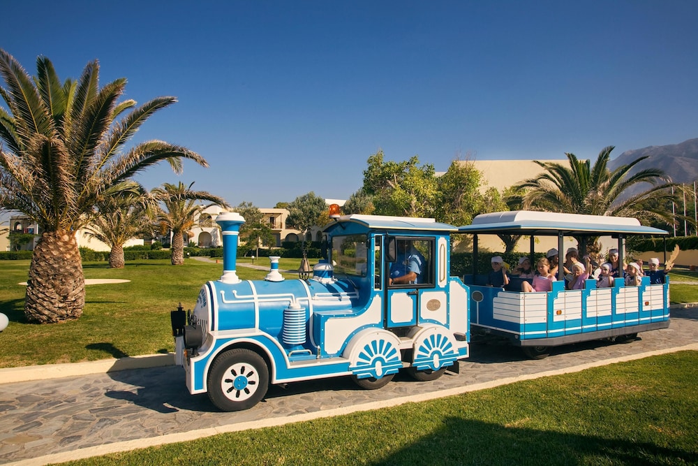 Pilot Beach Resort 68/78