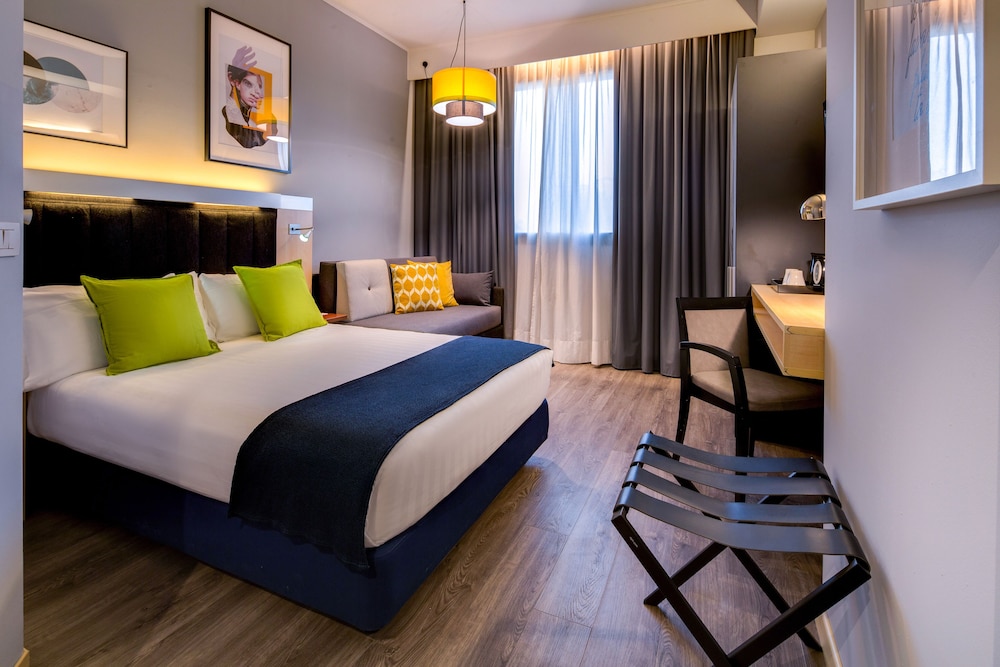 Holiday Inn Bologna - Fiera 24/77