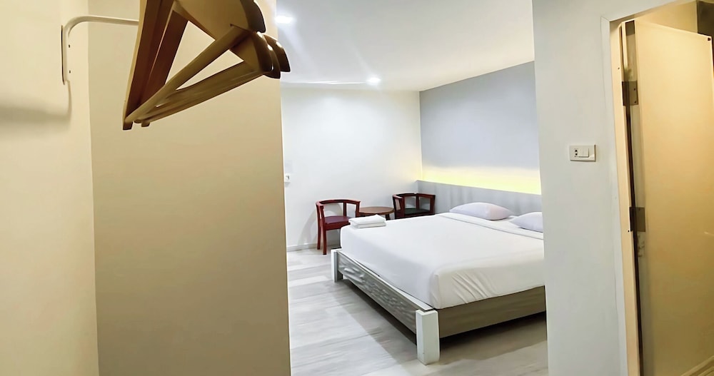 Kiatnakhon Hotel 17/40