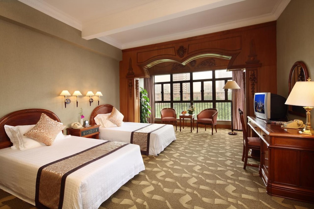 Jinjiang Shanghai Jing'an Hotel 10/27