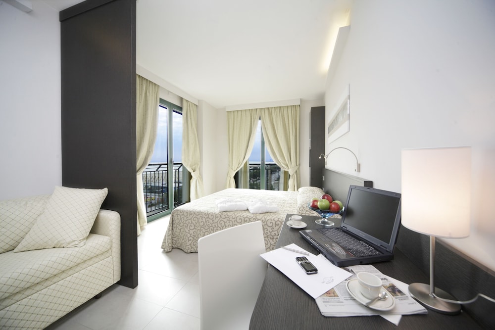 Club Hotel Dante Cervia 46/70