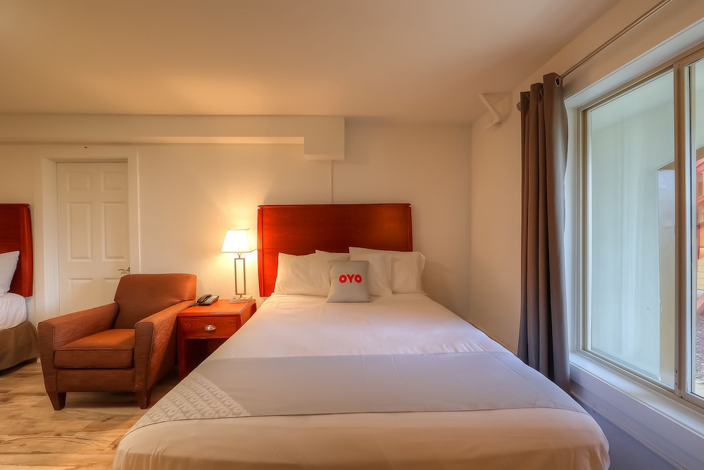 Newport Inn By OYO - Hwy 101 15/35