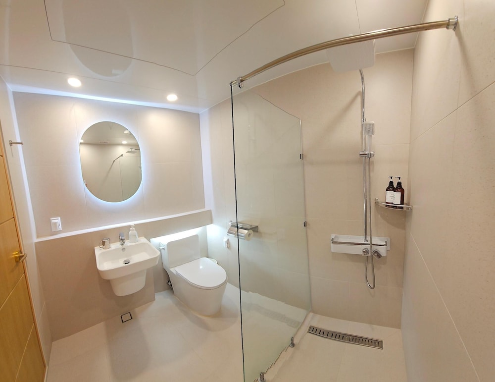 Bay Resort Tongyeong 46/48