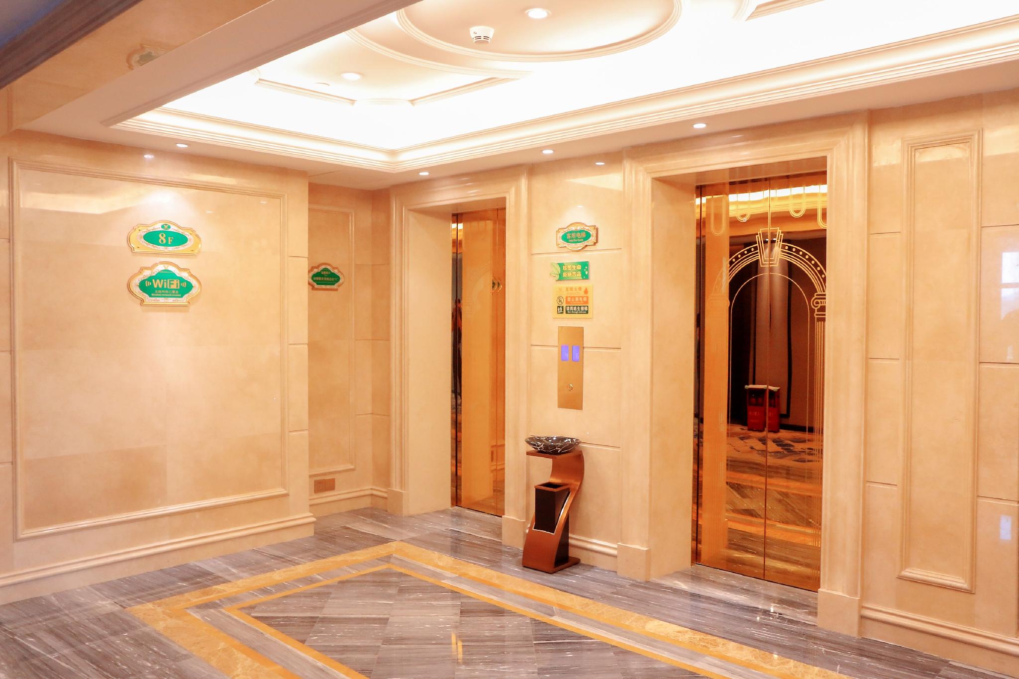 Vienna Hotel (Foshan Yihuan Lishui) 45/60