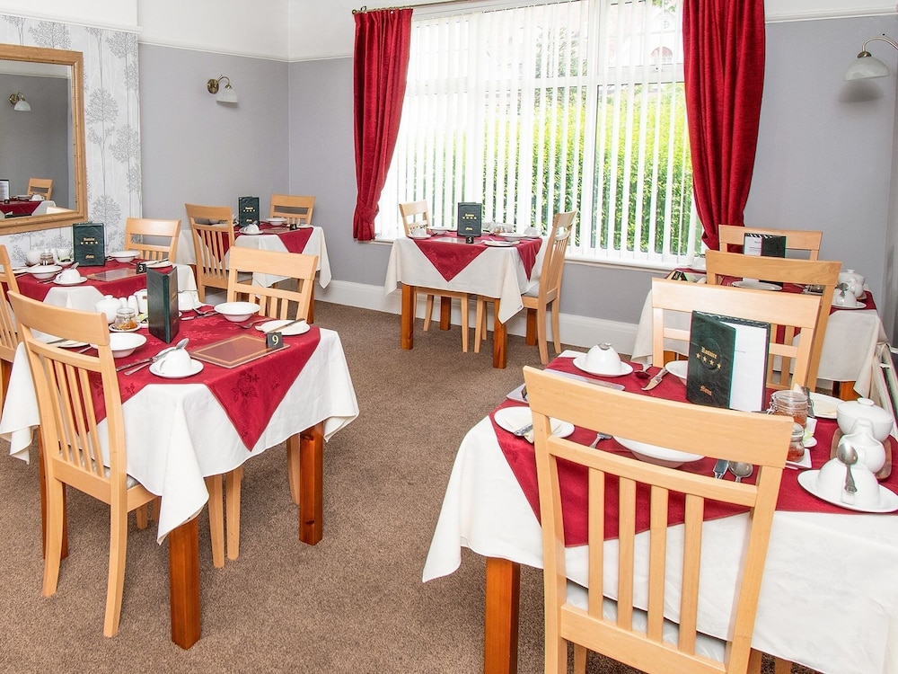 Rosaire Guest House 31/43