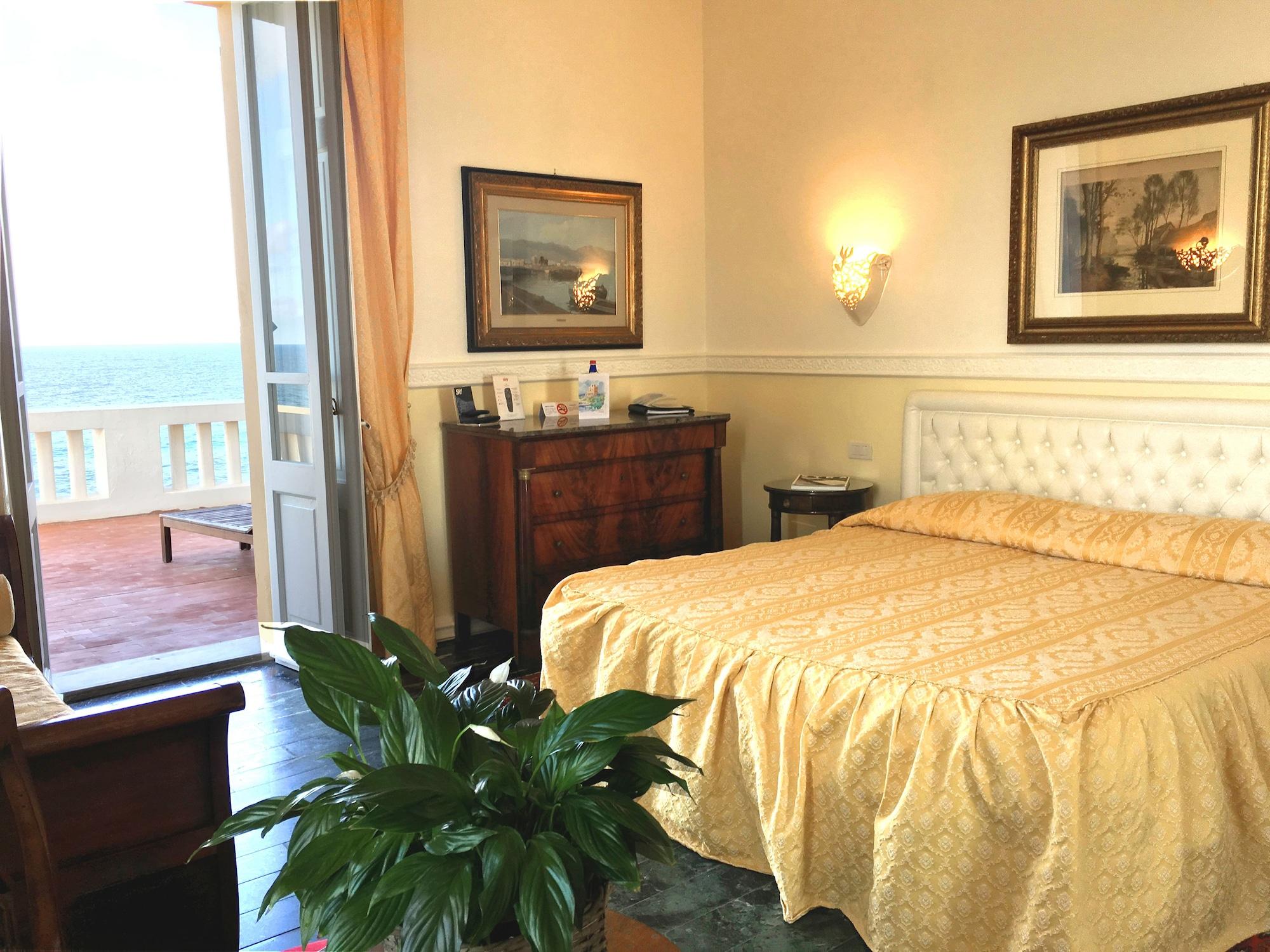 Room, Triple, Sea View, Balcony