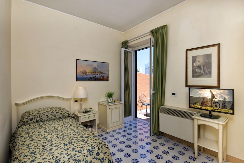 La Reginella Resort & Thermal Spa 24/67