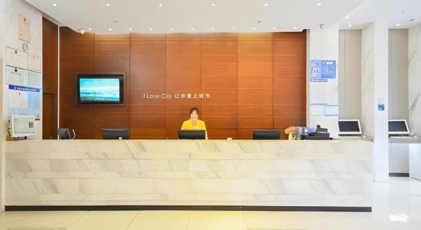 City Comfort Inn Jingzhou Taiyue Road 15/50