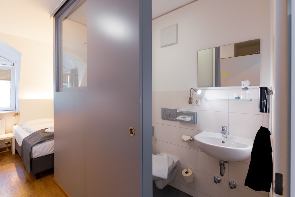 Mk Hotel Munchen Max-Weber-Platz 70/70